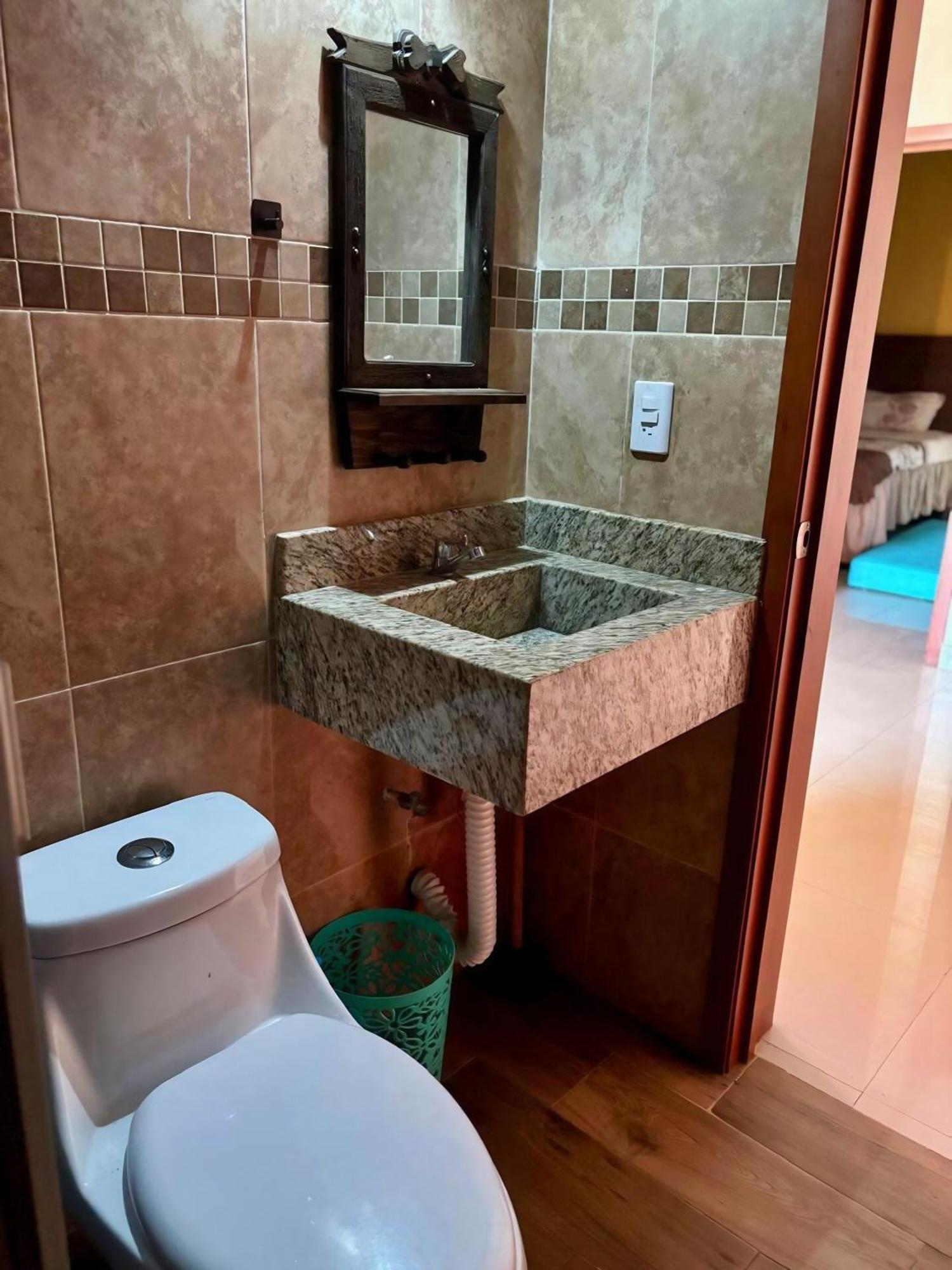 Tesoro Palmas Hostal